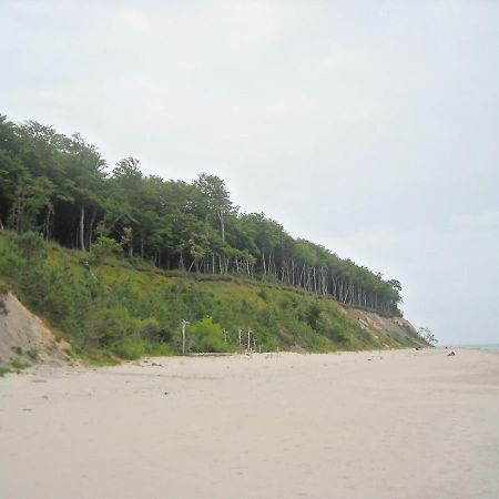 מידזיזדרויה Holiday Home Baltic Z Antresola I Balkonem Przy Plazy מראה חיצוני תמונה